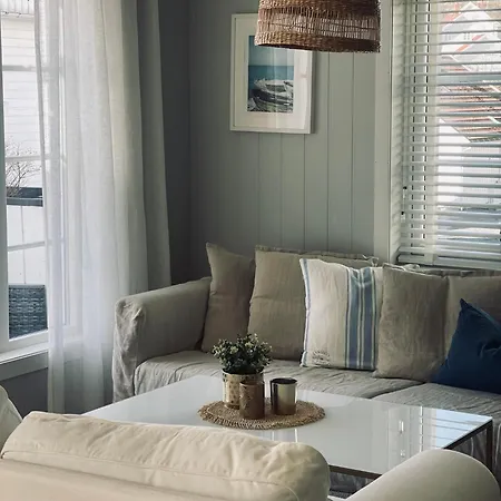 Sorlandsidyll, Risor Holiday home